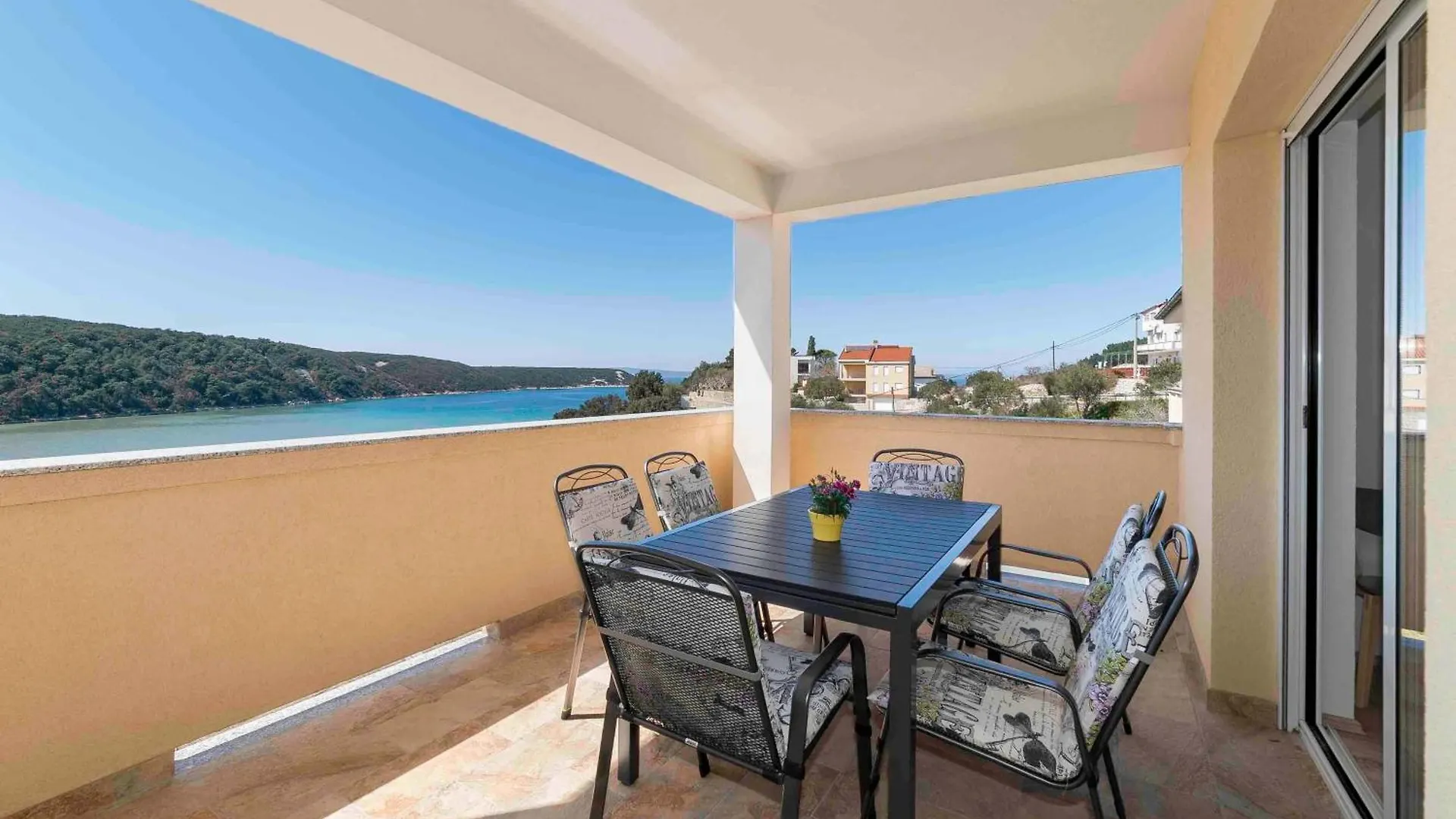 Apartments With A Parking Space Kampor, Rab - 20925 Rab Town 0*,  Croatia