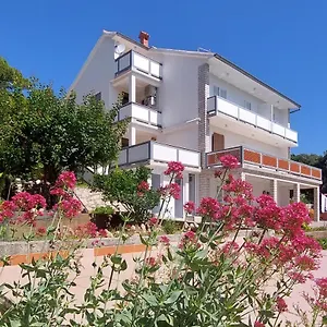  Apartment Milijana Rab